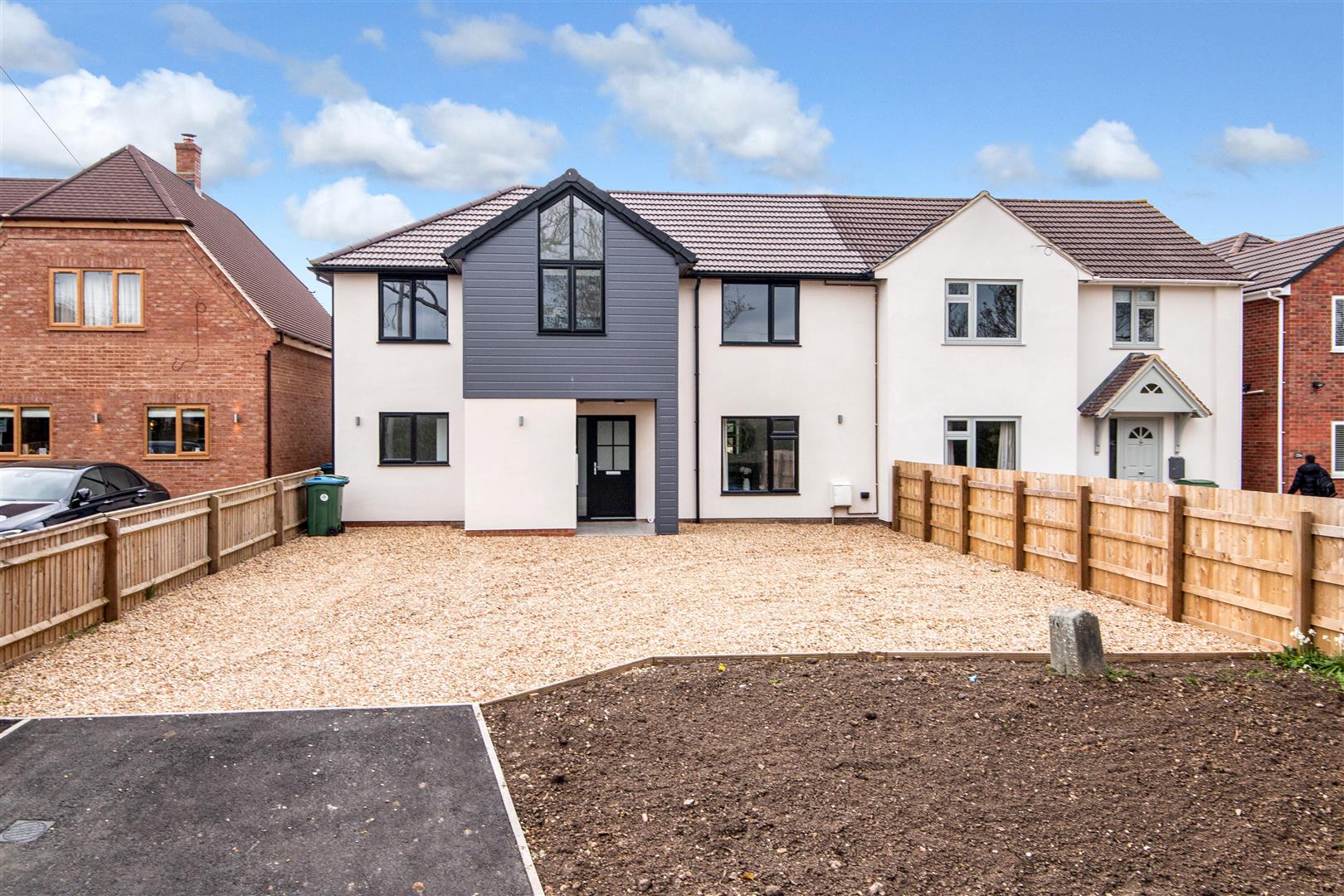 5 bed property in Mursley Road, Milton Keynes